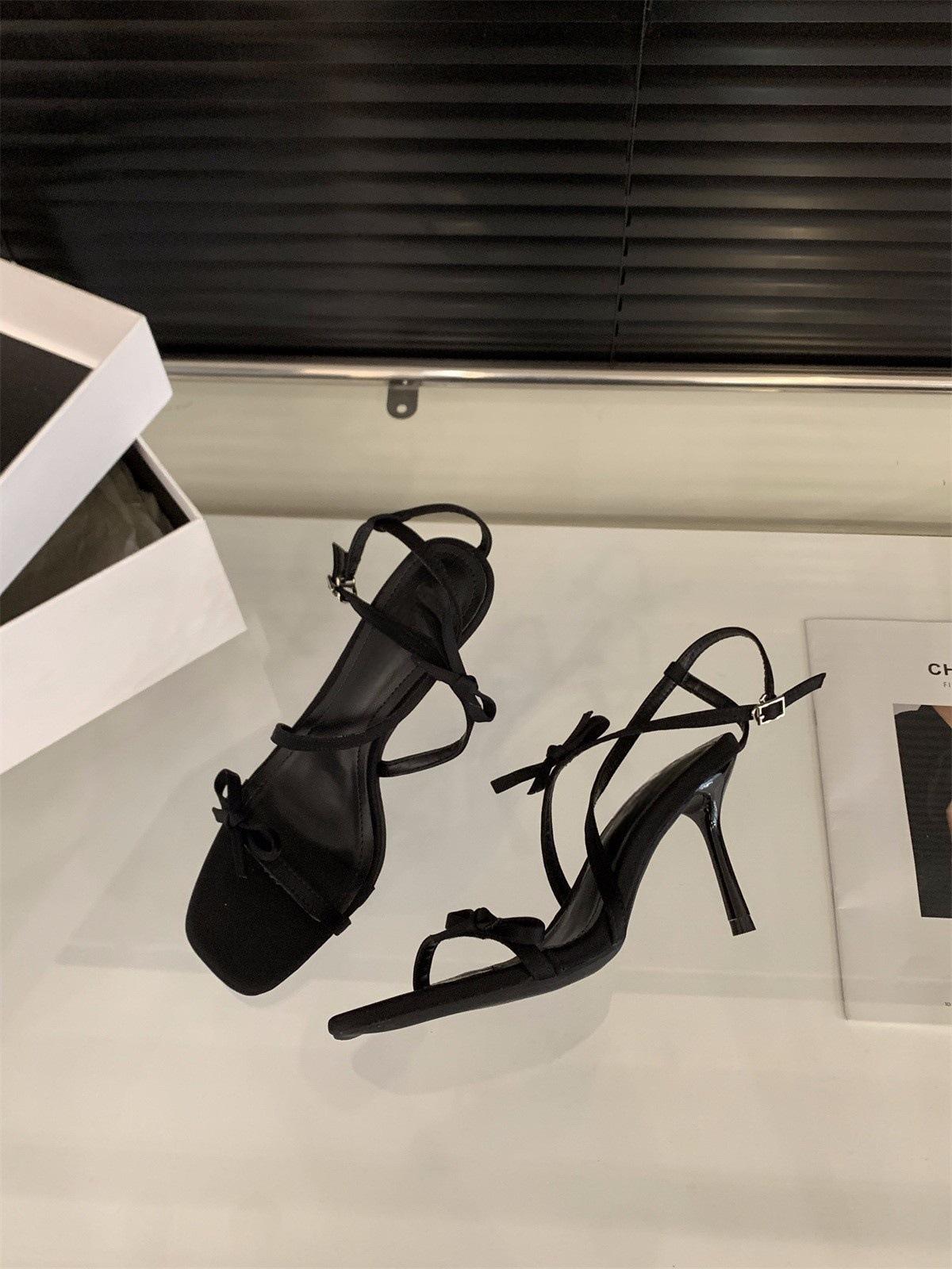 

Niche French black high heels with sandals women s shoes 2025 summer bow with skirt Roman shoes 35