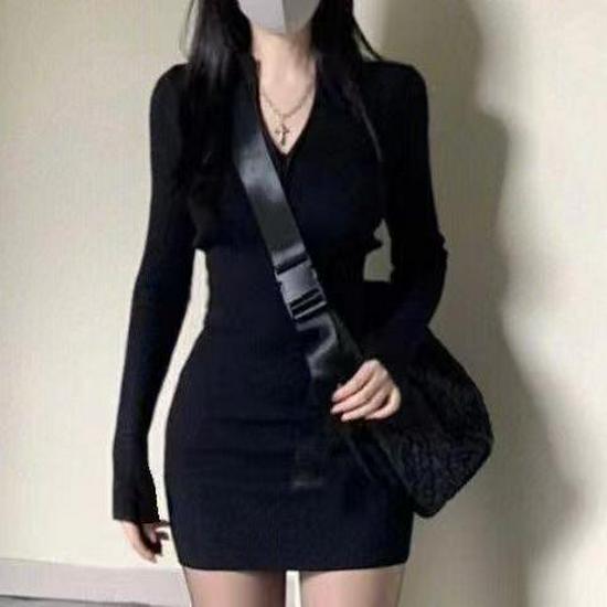 Pure Desire Zippered High-Neck Slim Fit Long Sleeve Bodycon Little Black Dress for Women – Autumn Hot Girl Style