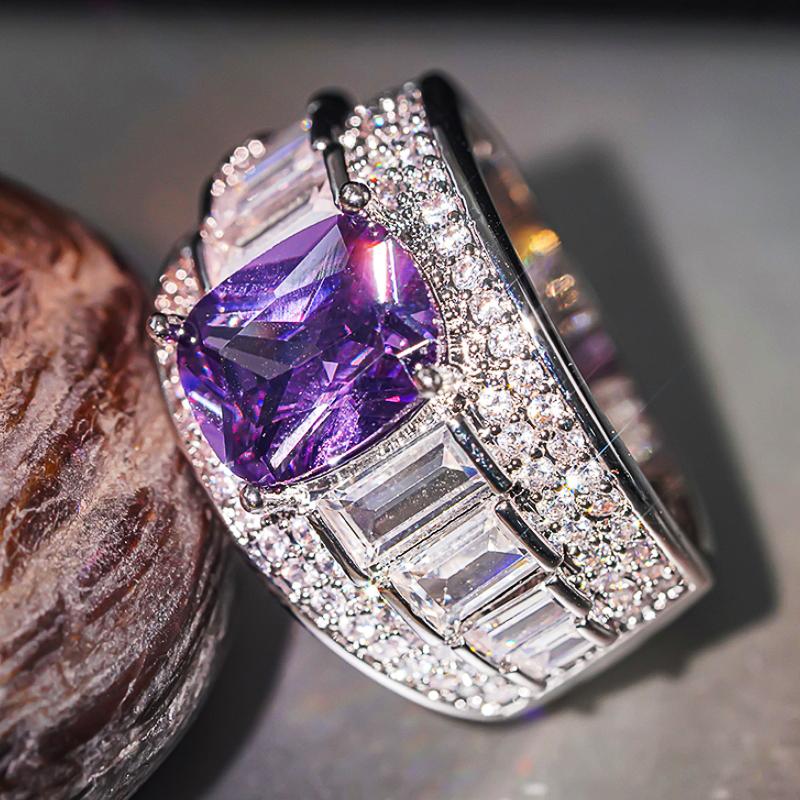 Huitan Gorgeous Purple Zirconia Finger Ring Female Luxury Women Anniversary Party Accessories Fashion CopperColor Jewelry Gift