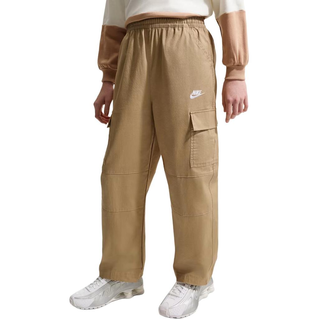 Nike Pantaloni Cargo Sportivi Club Larghi con Tasche e Logo Bambino IF2825-297