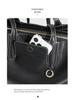 2025 Autumn/Winter High-End Retro Single Shoulder Tote - Large Capacity Commuter Handbag for Women