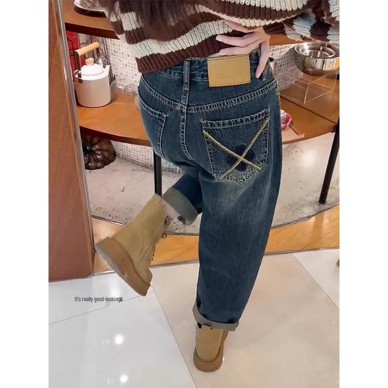 Plus Size Fleece-Lined Retro Harem Jeans for Women - High Waist Loose Fit Winter 2025
