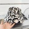 2024 Winter Women's New Brand Leopard Print Bucket Hats Keep Warm Fashion Fur Panama Hats Designer Caps For Woman