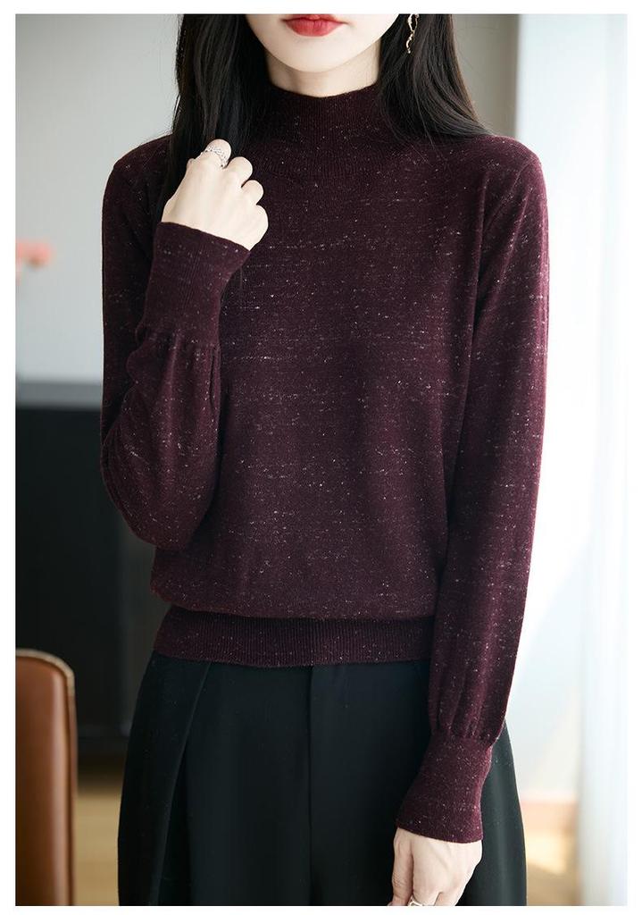 High-Neck Women's Slim-Fit Sweater: Soft, Comfortable, and Versatile for Autumn and Winter