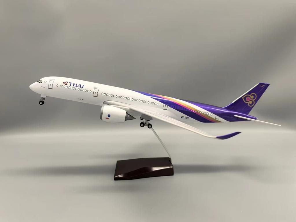 Decoration Home Scale 350 A350 47CM Airplane Model Thailand Model Plane Diecast Resin Wire Wheels Aircraft Working Lights