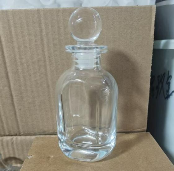 150ml Transparent Mini Glass Bottle for Liquor, Cold Brew Coffee, Fruit Wine, and Dispensing, with Sealed Two Ounce Capacity