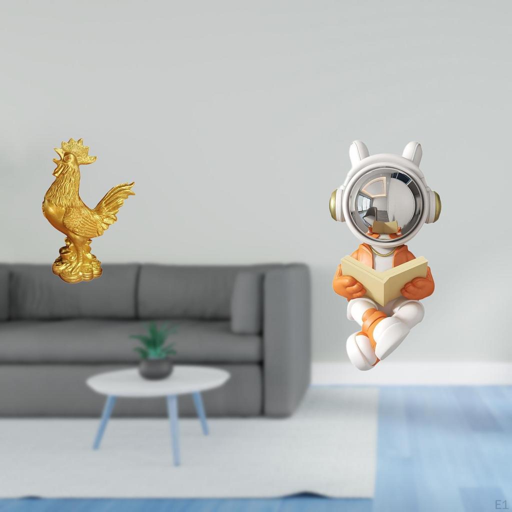 Astronaut Figurine Feng Shui Home Decor Sculpture for Birthday Anniversaries Housewarming And Table