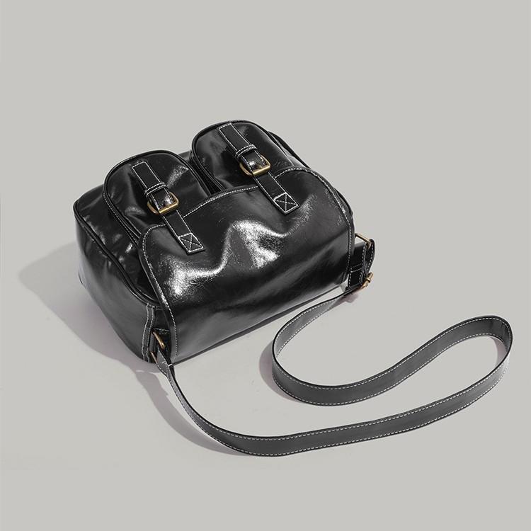 Oil Wax Leather British Style Briefcase Bag for Women 2024 New Retro Messenger Bag Large Capacity Single Shoulder Crossbody Bag for Women Trendy