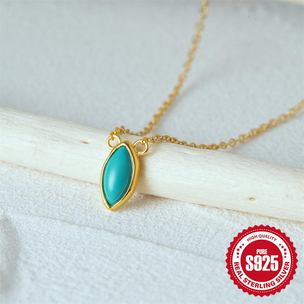 Simple And Stylish S925 Sterling Silver Gemstone Turquoise Exquisite Necklace Collarbone Chain Retro Necklace