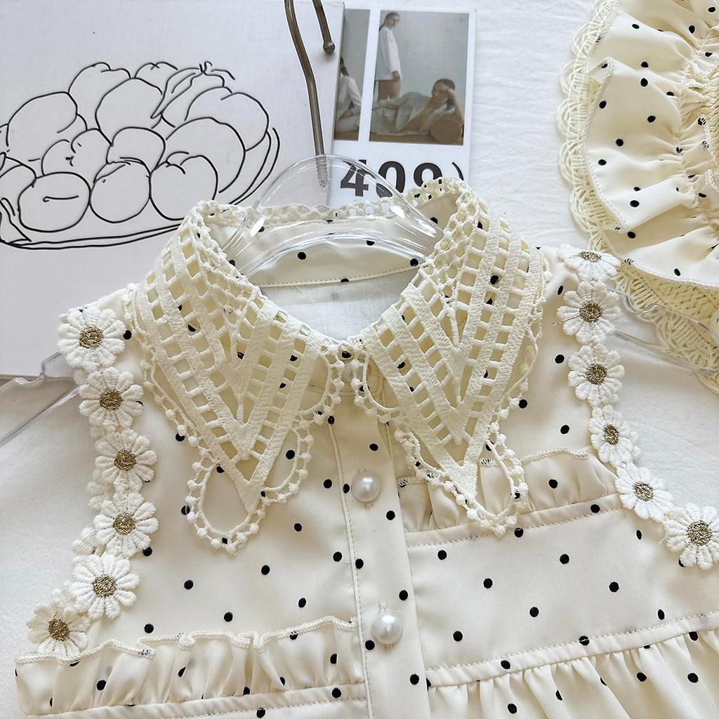 Girls' 2026 Summer Polka Dot Two-Piece Set: Stylish Lapel Top & Lace Shorts