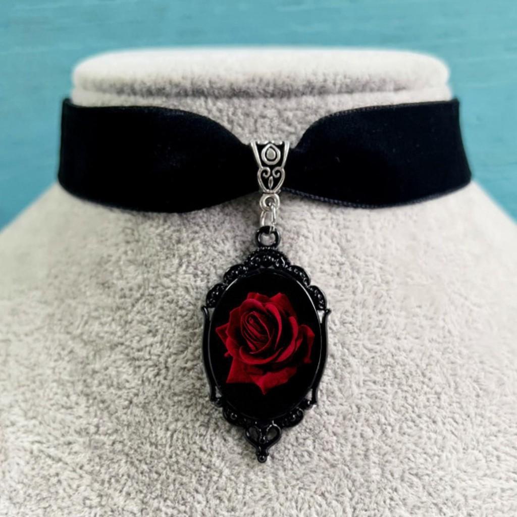Halloween Red Glass Necklace With Rose Pendant Gothic Style For Men And Women