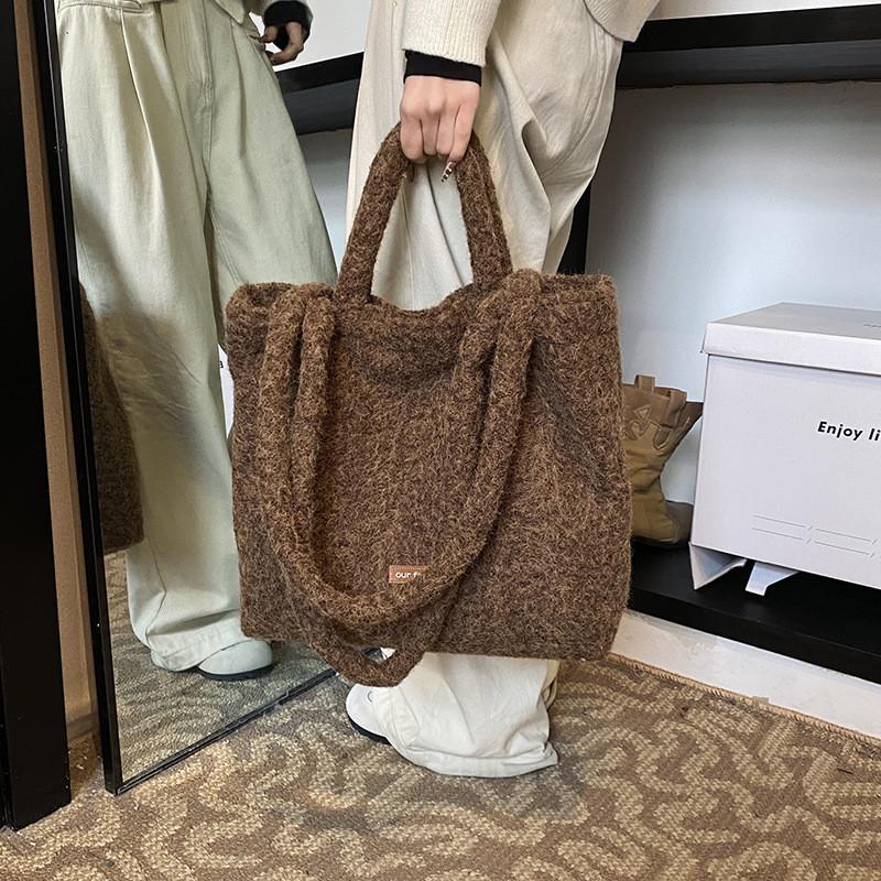 Ielgy Woolen Bag Large Capacity Autumn Winter Casual One-Shoulder Korean Version Tote Bag