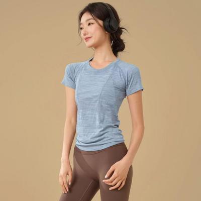 Damen Slim Fit Schnelltrocknendes Yoga-Top - Atmungsaktiv, Kurzärmlig, Rundhals Fitnessbekleidung