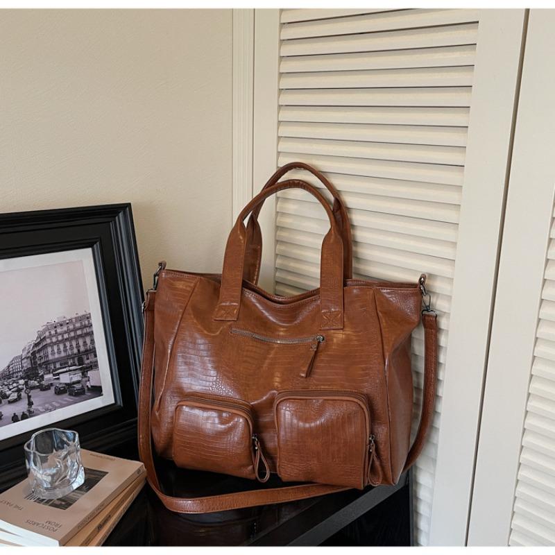 

Travel Bag - Fashionable Women s Single-shoulder Crossbody Bag with Large Capacity and Trendy Tote Design коричневий