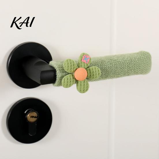 Cozy Home Decor Accessories Knitted Doorknob Covers, Thick Anti?Slip Furniture Feet Protector Sleeves, Door Handle Cute Flower Design Grips Cushion