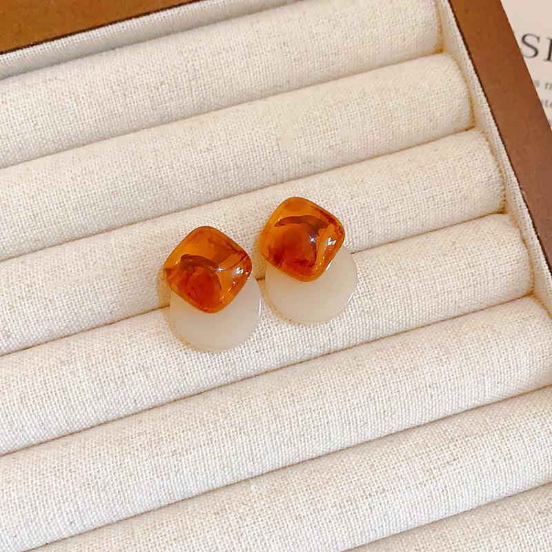 Silver Needle Geometric Irregular Resin Y2K Earrings - Retro Stud Ear Accessories for Women