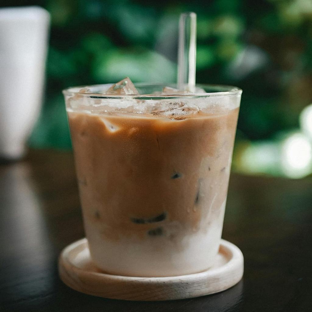 [10 Pcs] Reble Short Bent Glass Straws - 6" x 10 mm Clear Glass Straws Shatter Resistant Cocktail Straw With 2 Cleaning Brushes for