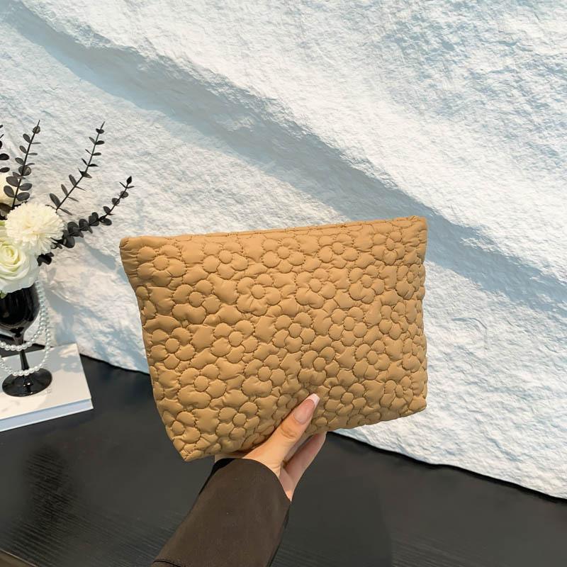 

Stylish Streetwear Inspired Canvas Handheld Bag Adorable Retro Makeup Purse In Soft Material Ideal For Daily Fashion And Travel Accessories хакі