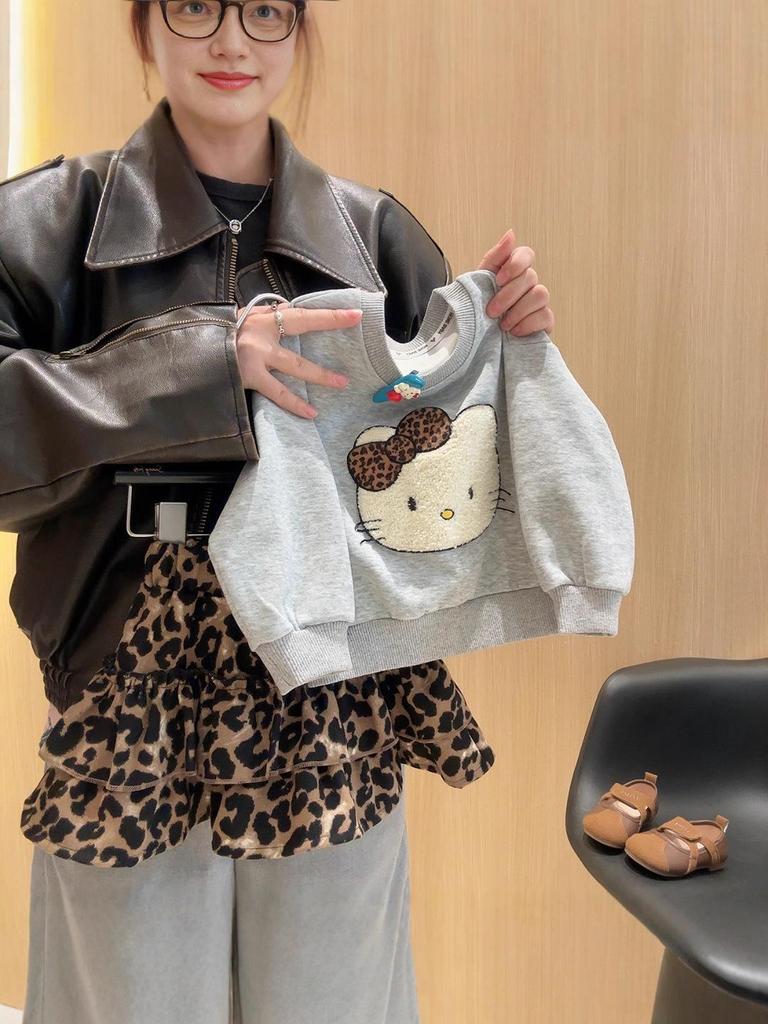 Girls' Autumn Sweatshirt Dress Set: 3D Cartoon Top & Leopard Skirt Two-Piece