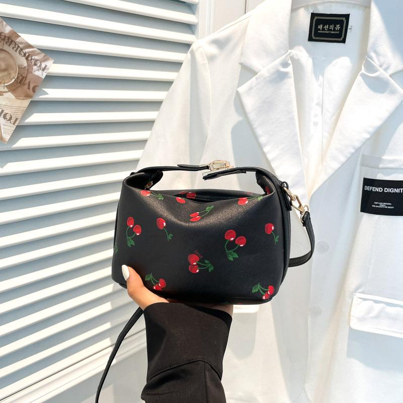 2025 Fashion Underarm Bag Cherry Print Single Shoulder Diagonal Span Portable Shell Bag Casual Simple Large Capacity Small Square Bag