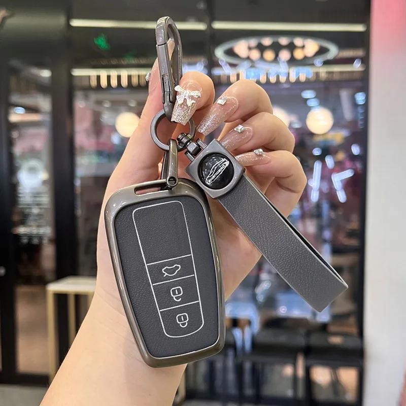 For S4 Camry CHR Corolla RAV4 Avalon Land Cruiser Prado Prius Carbon Fiber Smart Remote Key Fob Case Cover Keychain Holder JH4