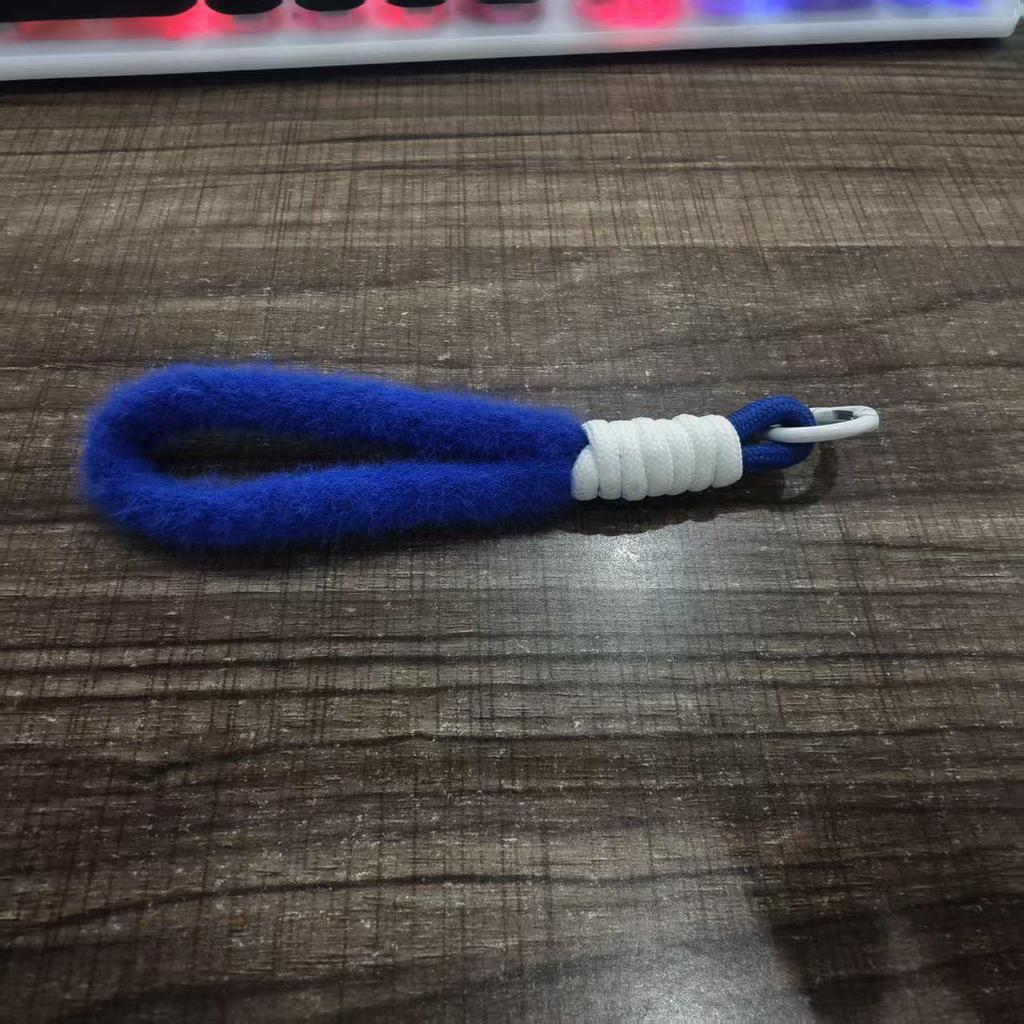 Creative Plush Mobile Phone Wrist Lanyard - Fashionable Anti-Drop Keychain with Single Buckle for Autumn and Winter