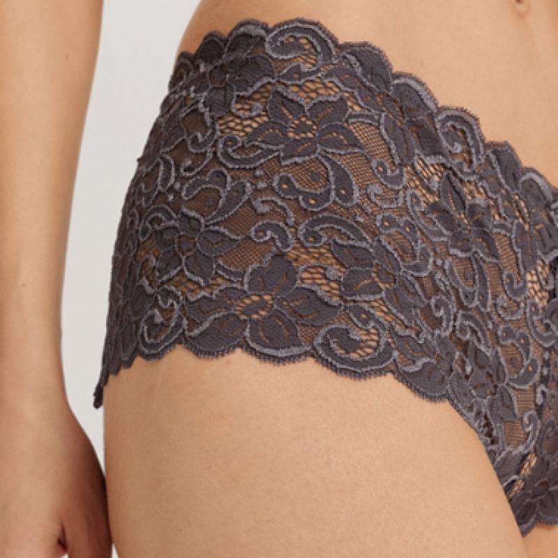 Hanro Moments Maxi Briefs  71447 Black Pearl 