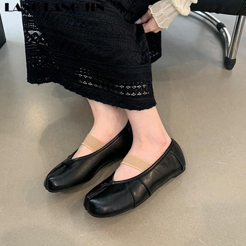 2025 Fashion Brand Tabi Ninja Shoes Woman Flats Ballet Split Toe Ballerinas Ladies Loafers Tacones Female Moccasins Sliver Mujer