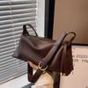 Large Capacity Bag Women 2025 New Niche Retro Simple Shoulder Messenger Bag Premium Commuter Tote Bag
