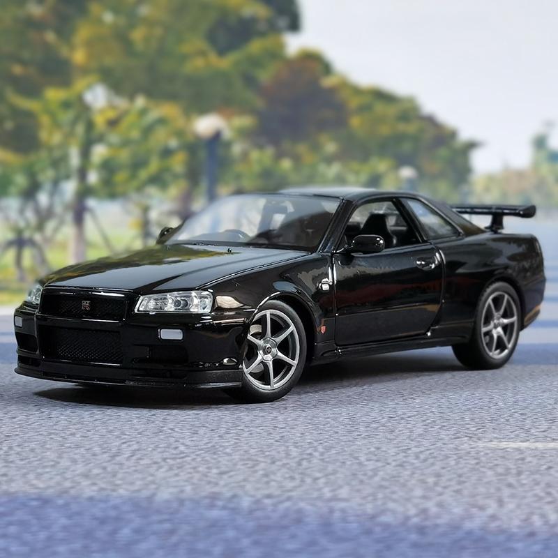 Welly 1/24 Nissan Skyline GTR R34 Alloy Sports Car Model Simulation Diecast Metal Toy Racing Car Model Collection Childrens Gift