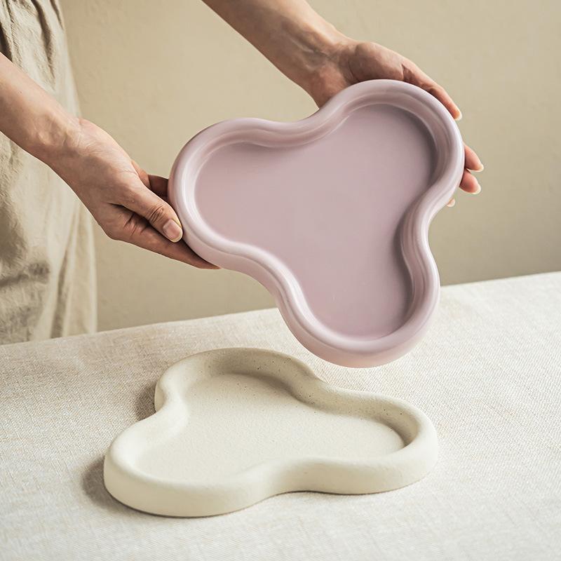 Cute Creative Ceramic Plates, Tableware, Irregular Shape, Exquisite Household Desserts, Heart Plate, Simple Fruit Plate