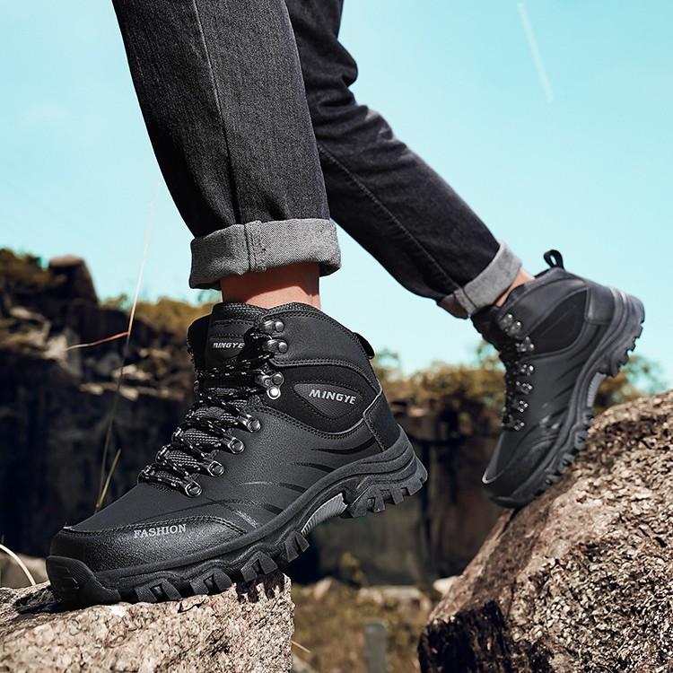 Hiking Shoes Men's Large Size Men's Outdoor High Top Hiking Shoes Fashion Sports Traveling Shoes Hiking Shoes