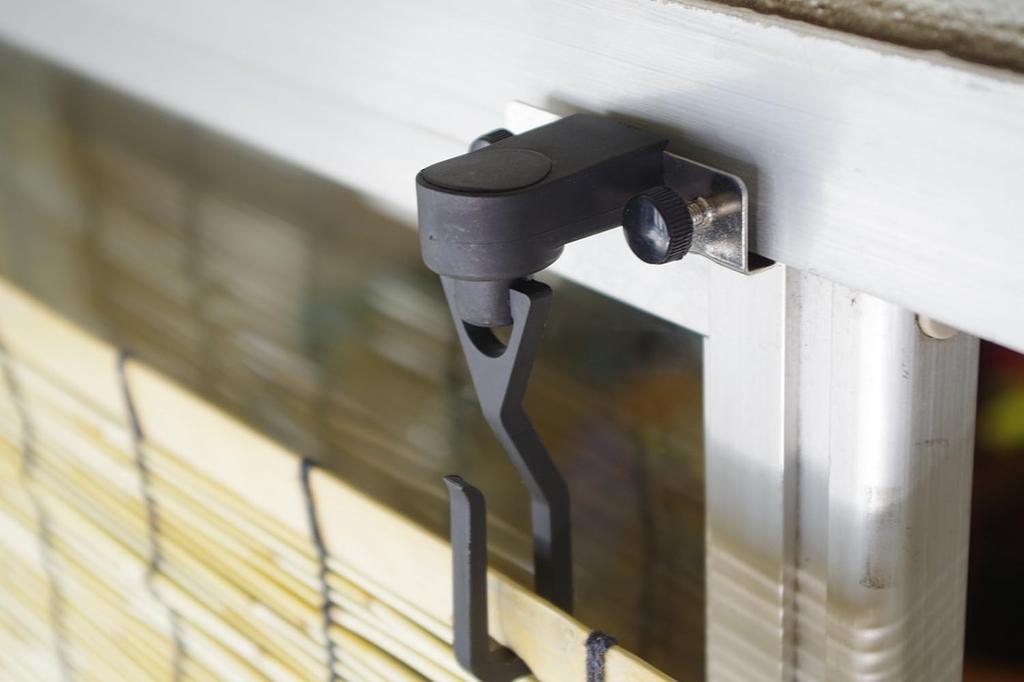 Set mit 2 verstellbaren Haken für und winddicht und werkzeuglos Kompatibel mit Fenster 2 kg Tragfähigkeit von Mizukan Seirensho Jalousien, Markisen, Planen,