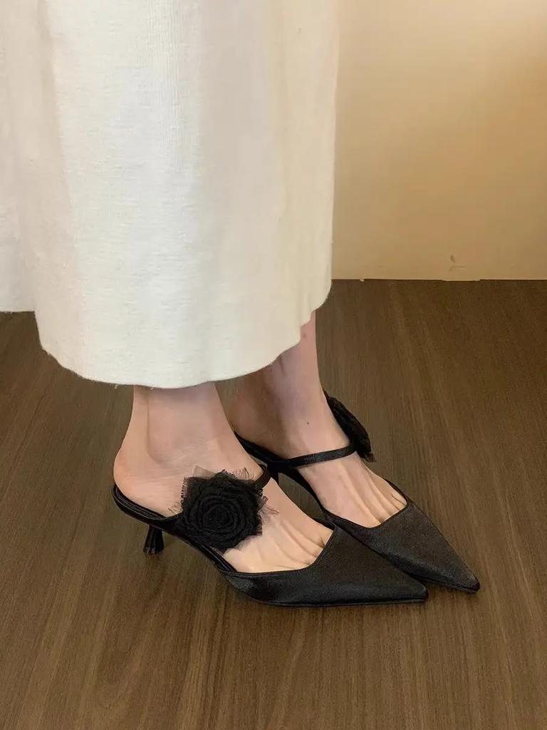 2025Women's Flower Slippers Pointed Toe Thin Heels Satin Cover Toe High Heel Dress One Kick Mature Elegant Zapatillas De Mujer