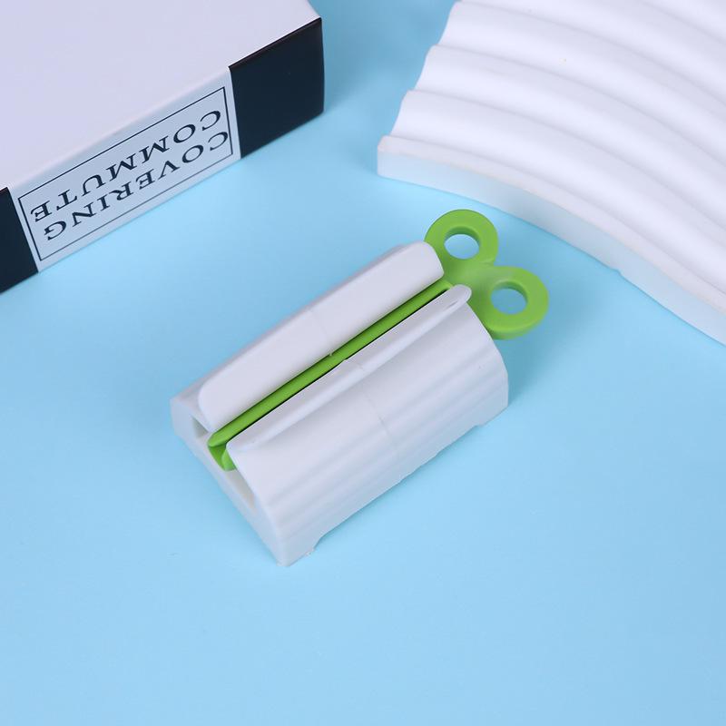 

Артефакт для легкого выдавливания зубной пасты и очищающего средства зелёный