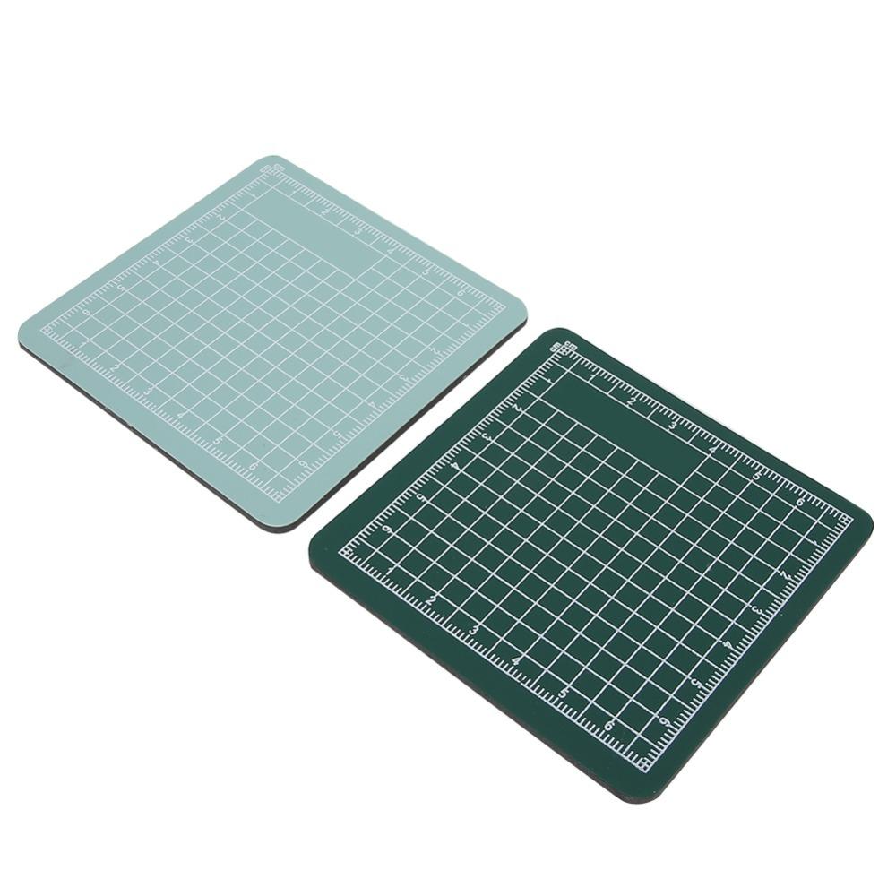 2pcs 8x8cm Cutting Mat Square Paper Cutting Board Anti Slip Craft Cutting Mat  Hand Account DIY
