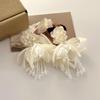 Trendige Französische Retro Weiße Blume Perle Quaste Ohrstecker