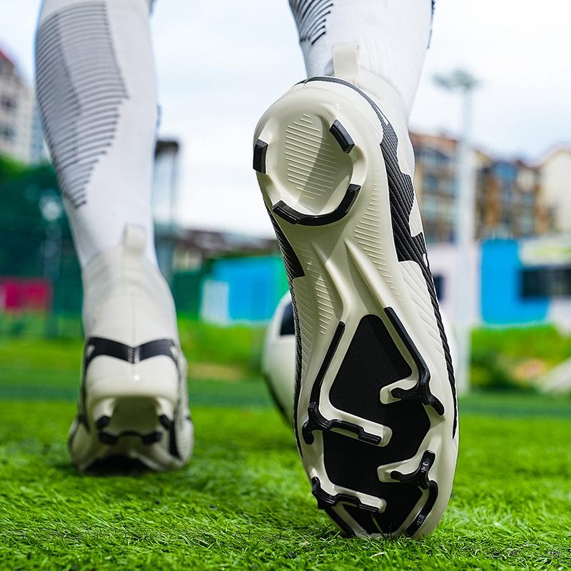 Factory High Top Long Nails Short Nails Football Shoes Primary and Secondary School Students Training Shoes Youth Sports Shoes Tide