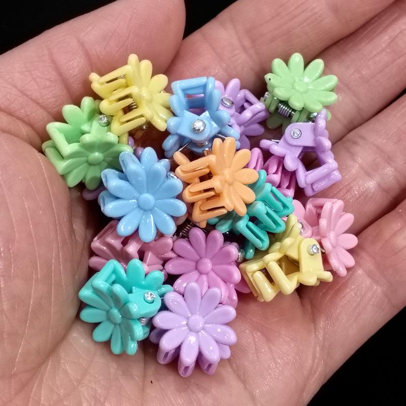 Set Mini Mollette per Bambini: Clip Margherita, Coniglio, Stella, Fiore di Prugno