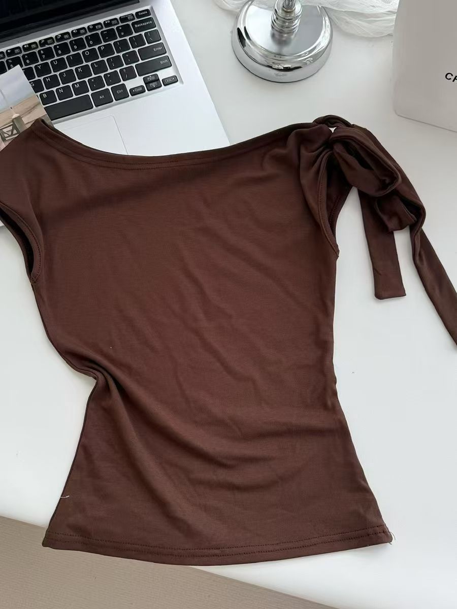 

Summer Spice Slim Slant Shoulder Short Sleeve T-Shirt Women s Bow Strap Slant Neck Niche Sexy Off-Shoulder Top S (recommended within 50kg