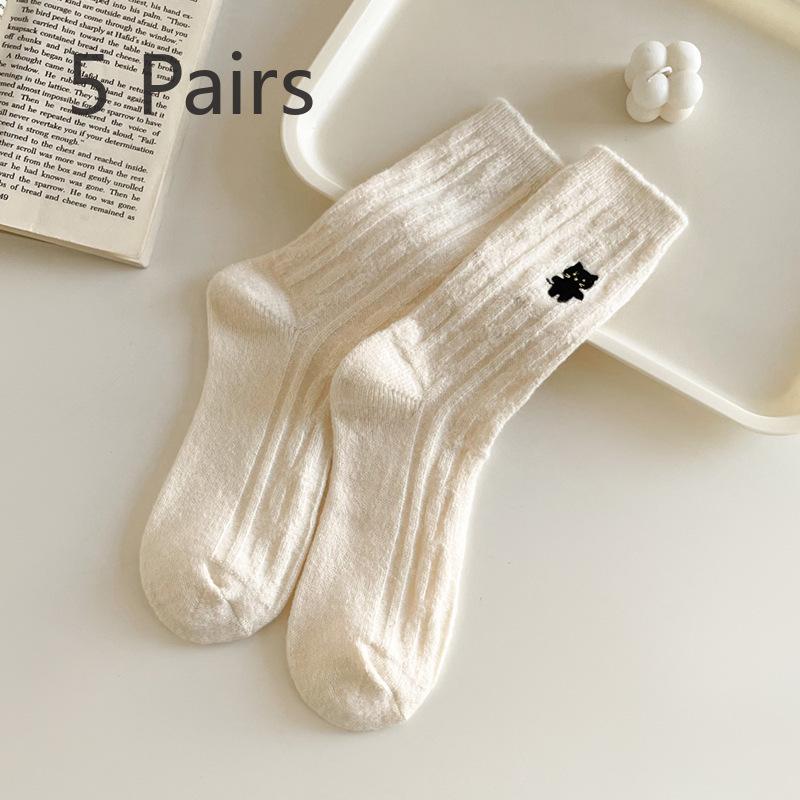 5 Pairs of Women's Winter Clothes and Velvet Warm Linen Pattern Embroidery Tube Socks