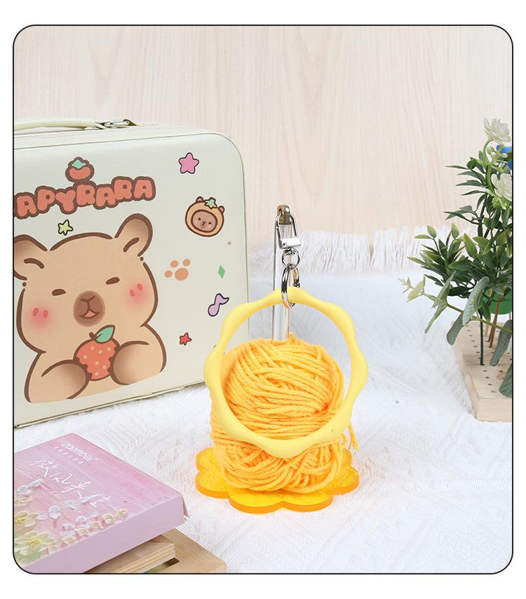 Portable Wooden Yarn Holder for DIY Knitting