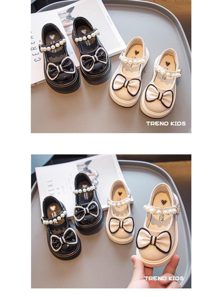 Girls' Mary Jane Leather Shoes: Black & White British Style, Super Soft Princess Performance Shoes for Spring & Autumn.