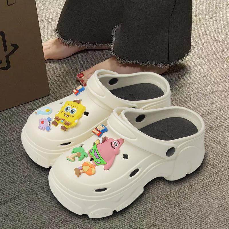 Cartoon Clog Shoes for Women Summer Height-Increasing Thick-Soled Cushioned Non-Slip Odor-Free Sandals Korean Style Closed-Toe Beach Slippers