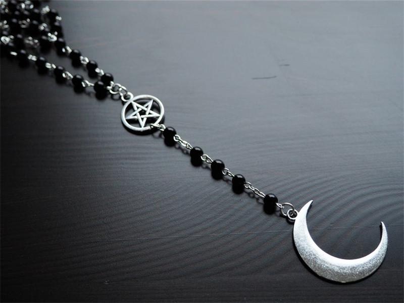

Charm Gothic Crescent-shaped Long Tassel Five-pointed Star Pendant Black Bead Chain Necklace for Women Halloween Heathen Jewelry