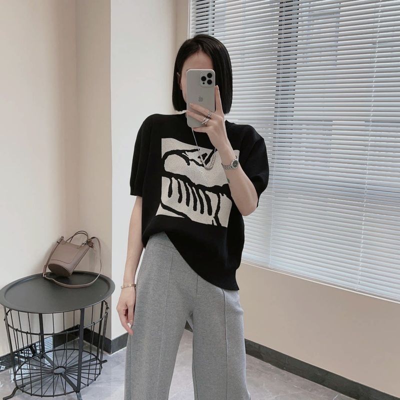 

Knitting Short Sleeve Women s Summer 2025 New Arrival Plus Size Slightly Oversized Girls Slim Looking Belly Covering Ice Silk Half Sleeve Tops T-shirt Black 4XL [Recommended 90-100kg]