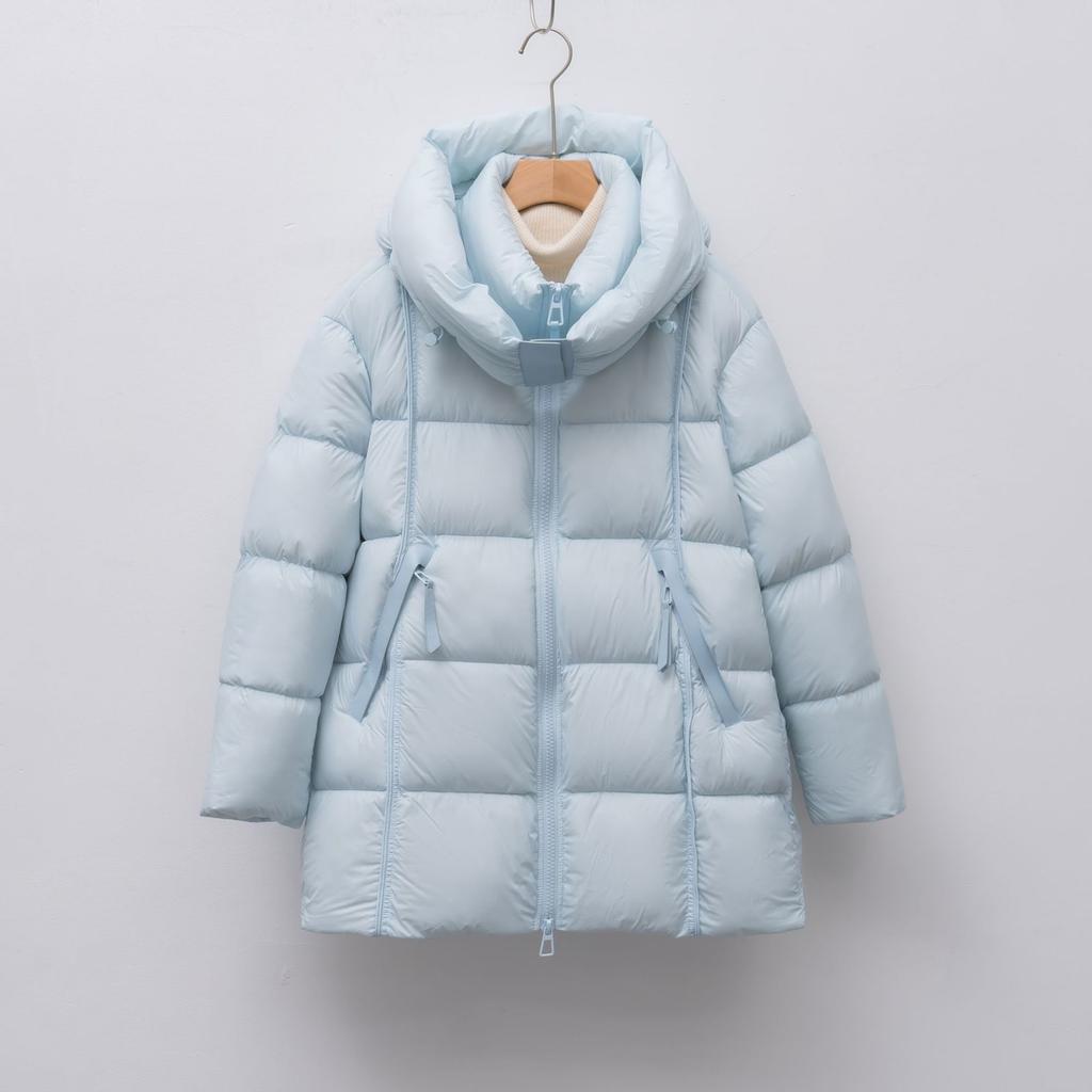 Simple and loose cloud puff down jacket for women mid-length soft hooded thickened goose down jacket