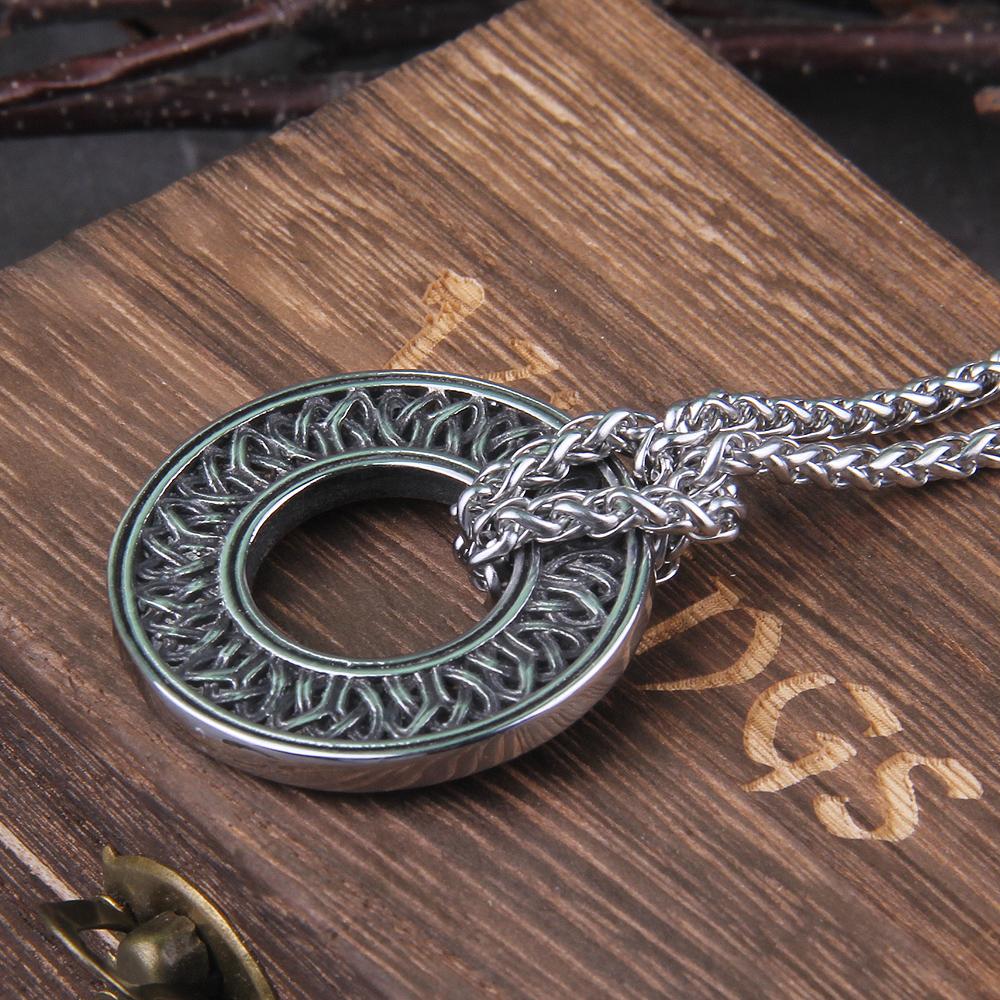 Stainless Steel Viking Vegvisir Amulet Never Fade Runic Circle Pendant Magical Staves Men Norse Rune Jewelry