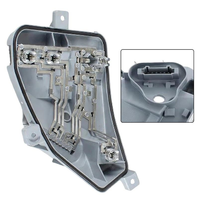 Rear Light Bulb Holders For Mercedes For W176 For A-Class 2012-2018 1768200277 Rear Lamp Holder Car Taillight Base Accessories