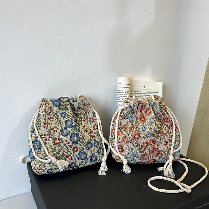Ethnic Style Embroidered Shoulder Bag Trendy Bucket Bag Foreign Style Messenger Bag New Fashion Trend Summer